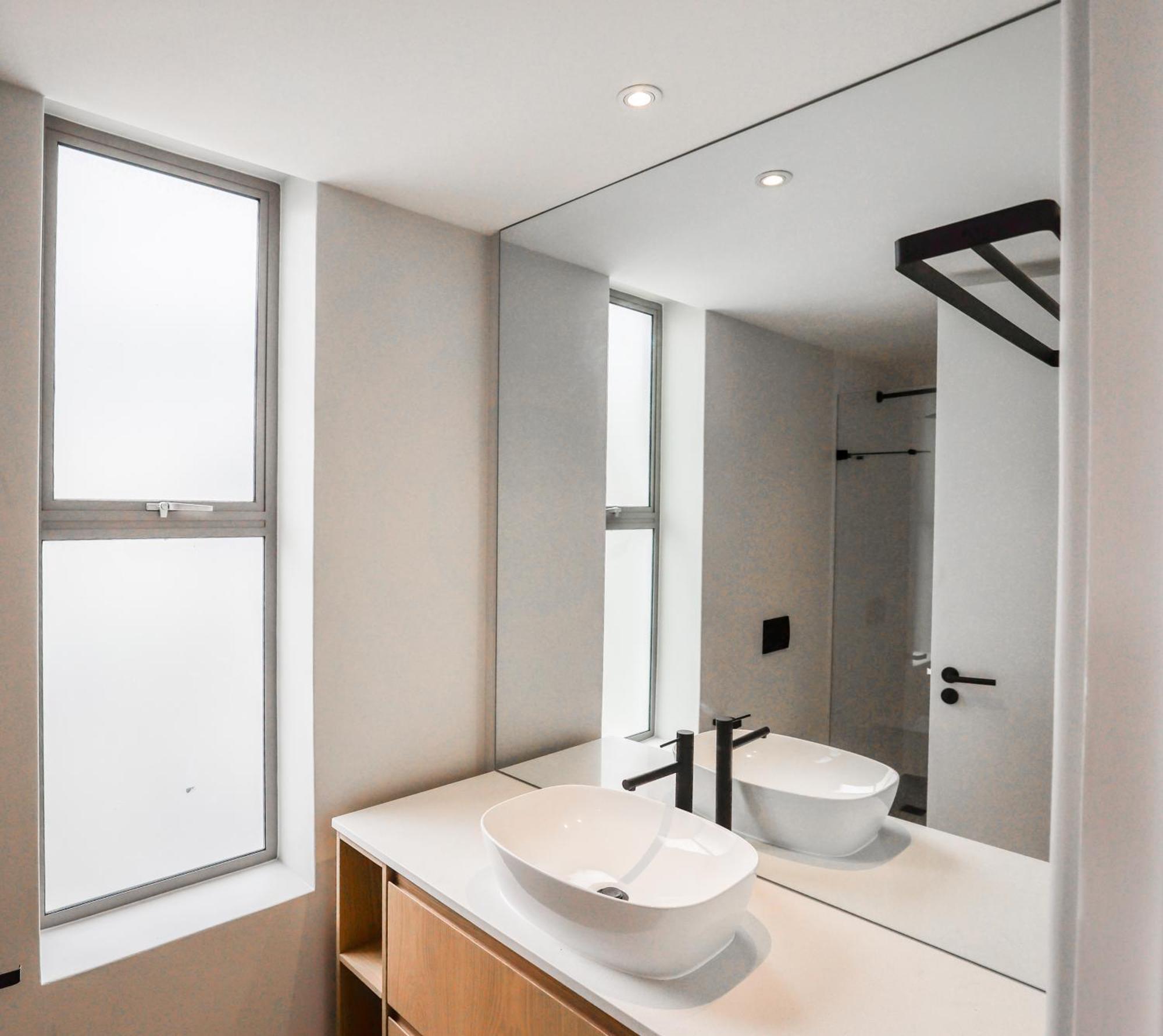 Ocean 9 - Sunset Beachfront Residency Cape Town Bagian luar foto