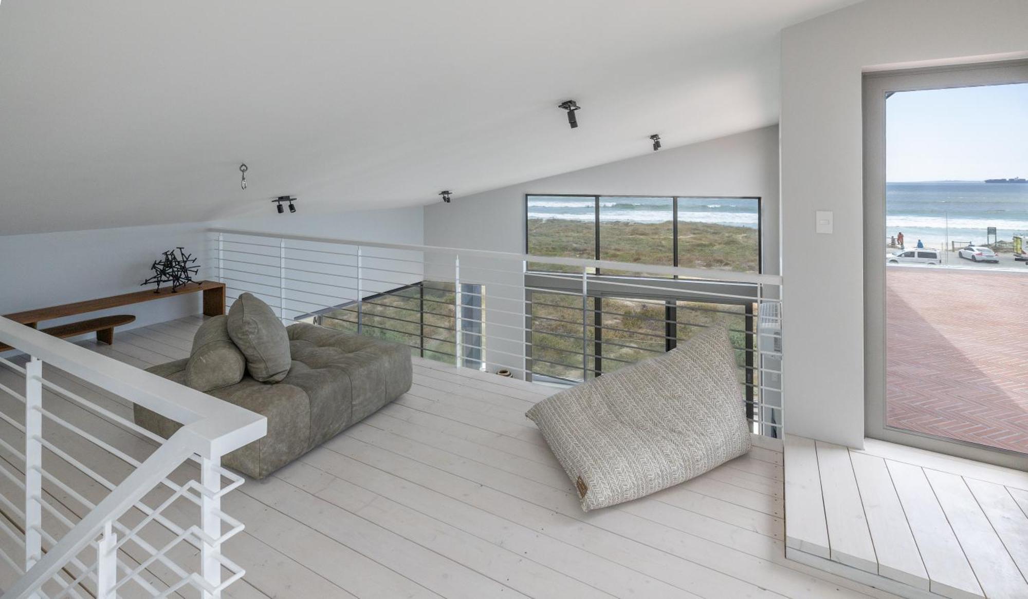 Ocean 9 - Sunset Beachfront Residency Cape Town Bagian luar foto