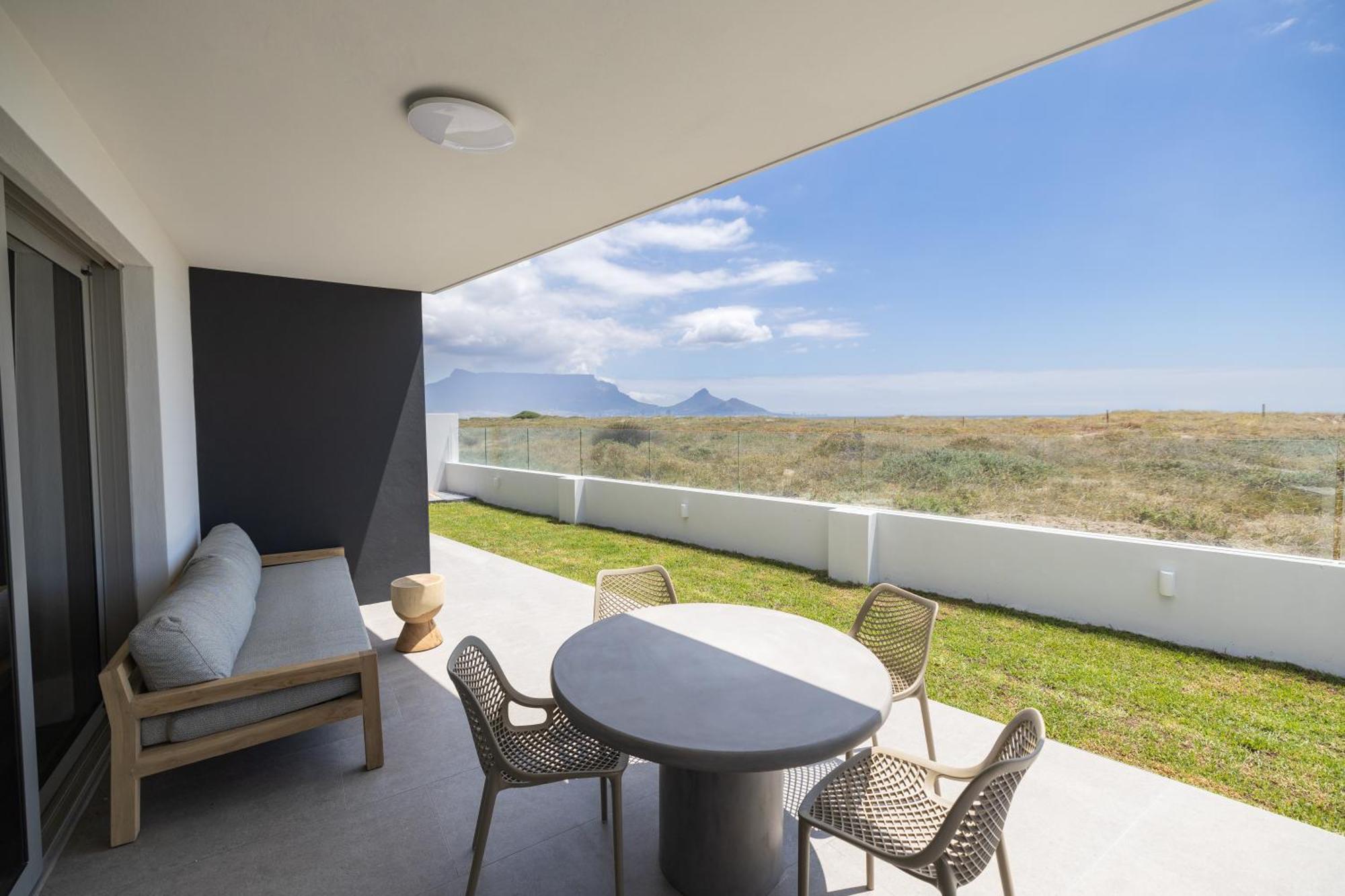 Ocean 9 - Sunset Beachfront Residency Cape Town Bagian luar foto