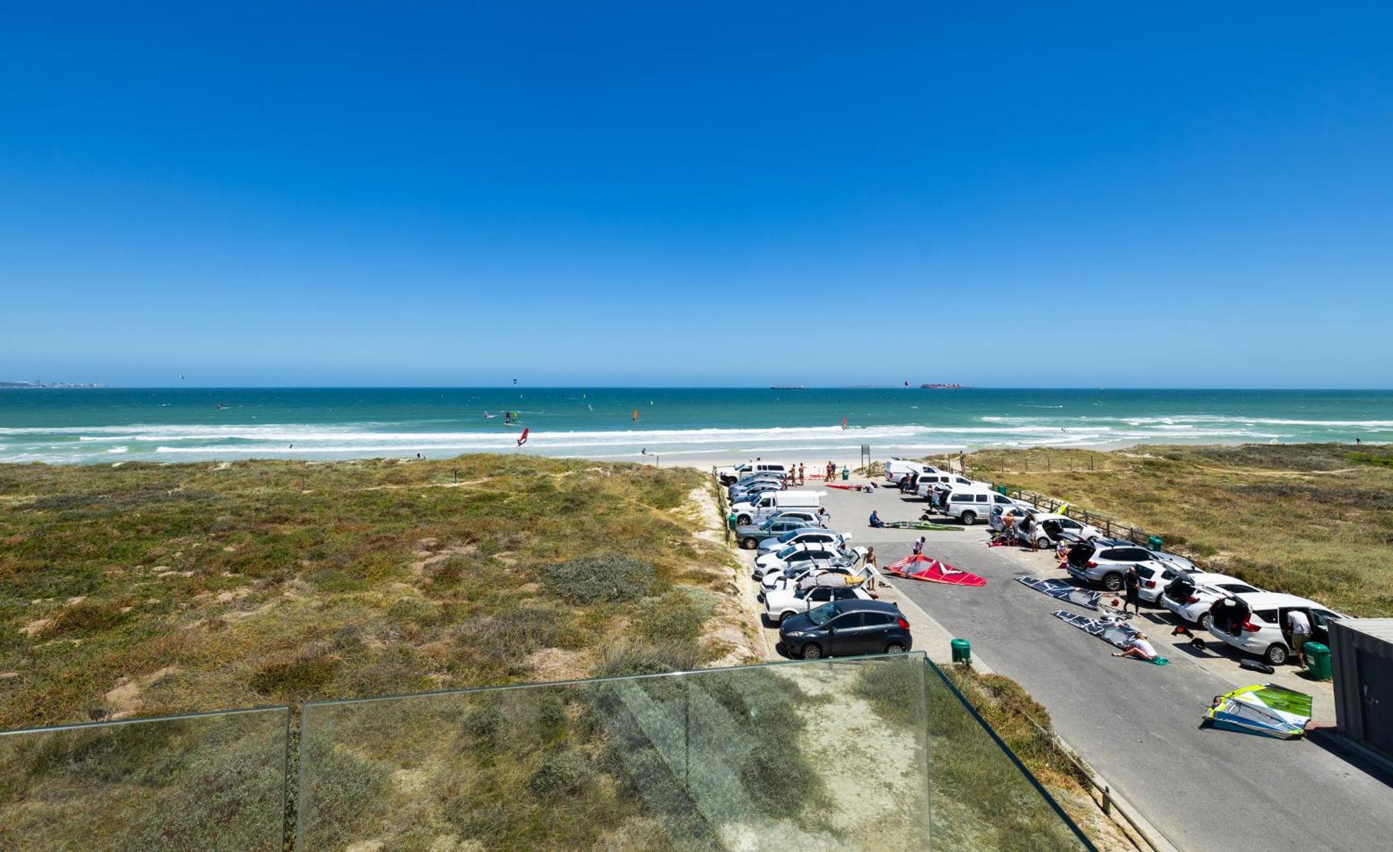 Ocean 9 - Sunset Beachfront Residency Cape Town Bagian luar foto