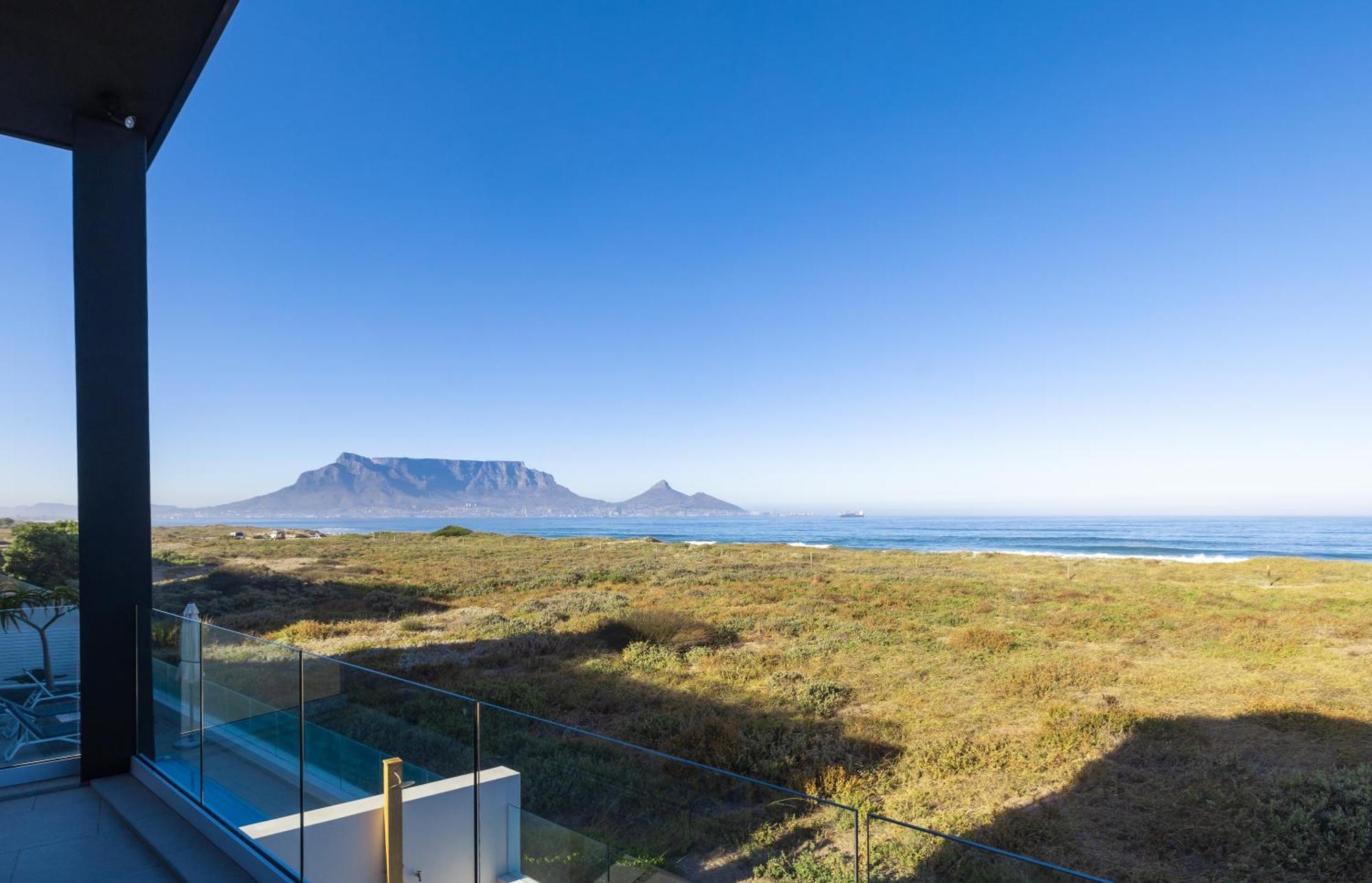 Ocean 9 - Sunset Beachfront Residency Cape Town Bagian luar foto
